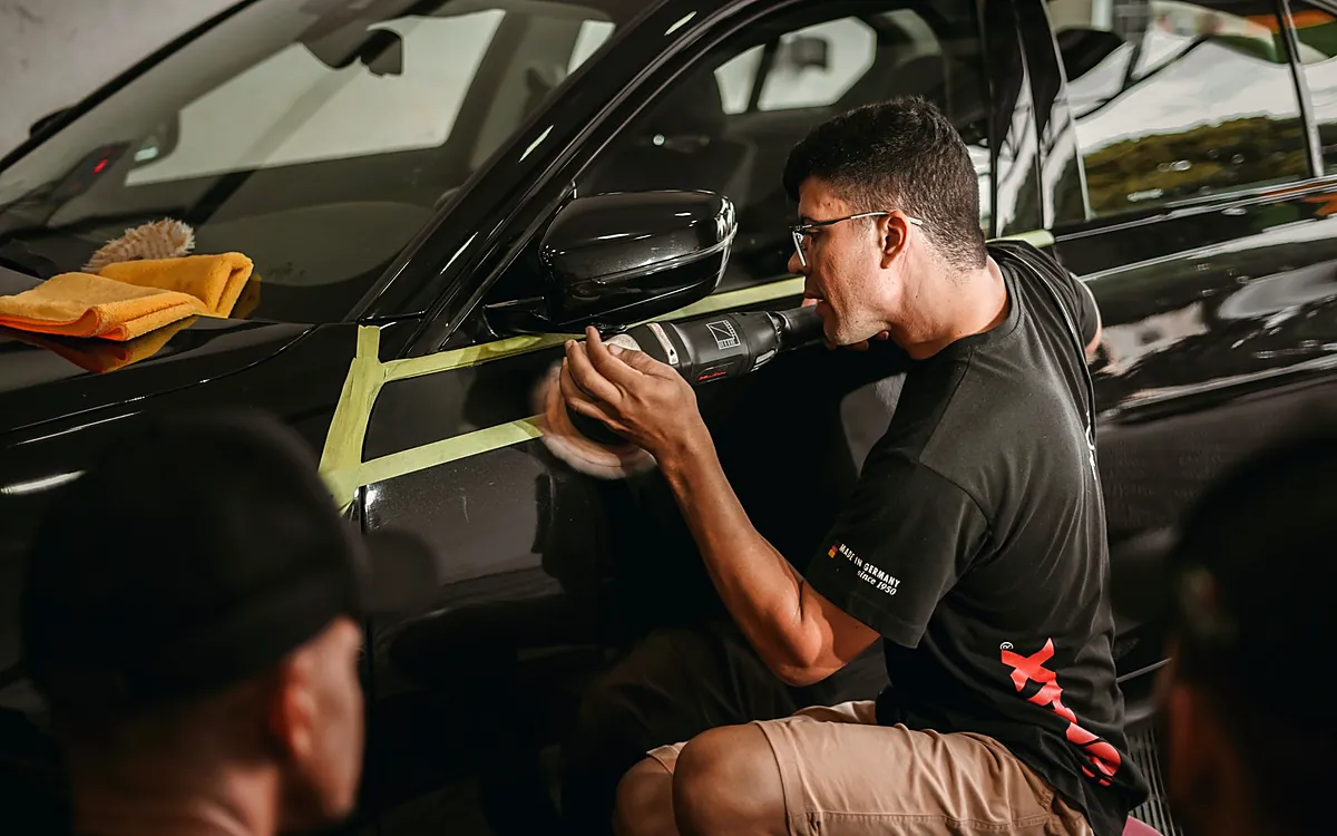 Imagem ilustrando: Preço de lavagem de carro: quanto cobrar por porte