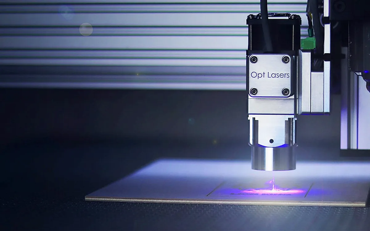 Imagem ilustrando: Corte a laser: quanto cobrar por minuto de máquina